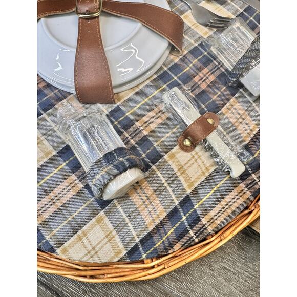 Vintage Wicker Picnic Basket Half Moon Shape Ceramic Plates Cutlery 18x14x8” - Picture 10 of 15